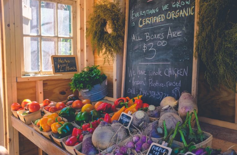 Nutrition and Mental Health: Avoid Foods that Cause Anxiety in Sugarland